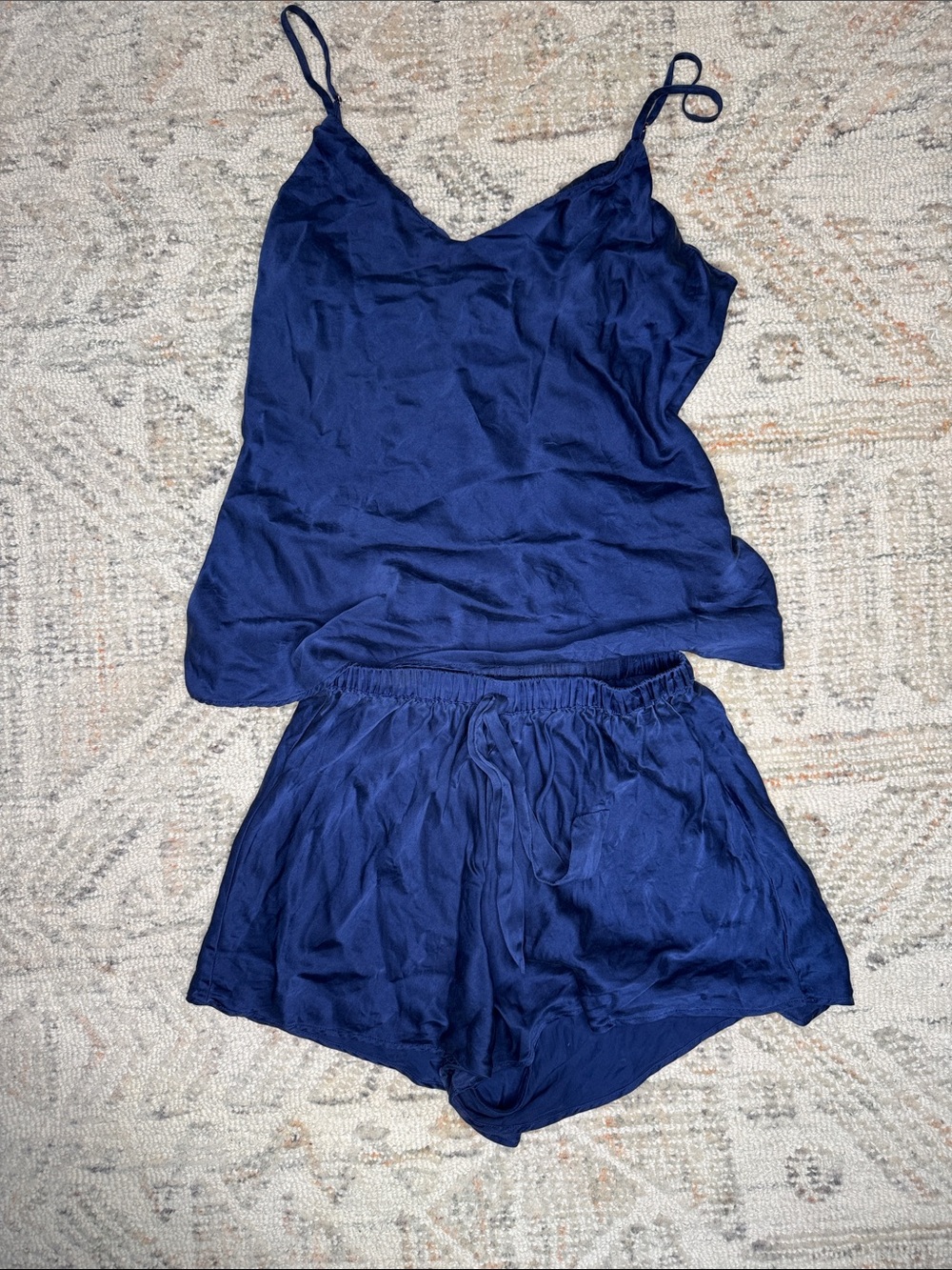Mulberry Silk Navy Spaghetti-Strap Cami & Elastic-Waist Shorts Sleep Set - Picture 4 of 5